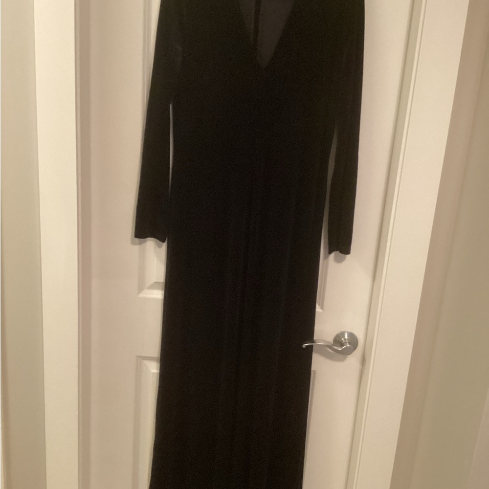 Chic Black Velvet Long Sleeve Dress